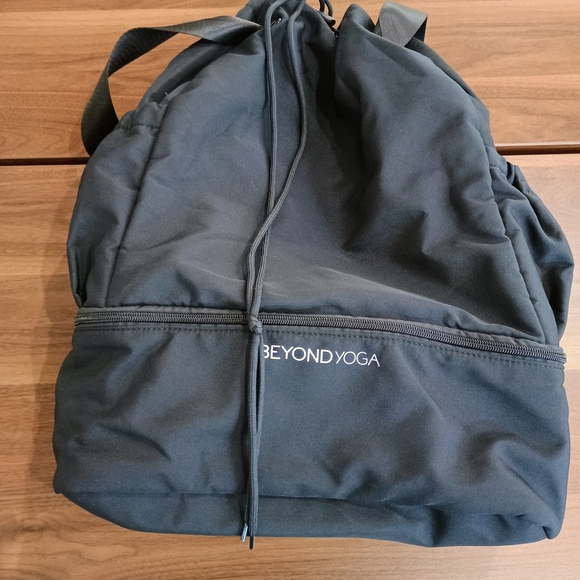 Beyond Yoga Black Backpack - Picture 2 of 8